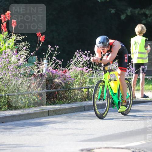 08.09.2024 - Stadtparktriathlon Zöllner http://msf.ph/oto/7014925 08.09.2024 09:23:19 Radfahren 114, 125 meine-sportfotos.de