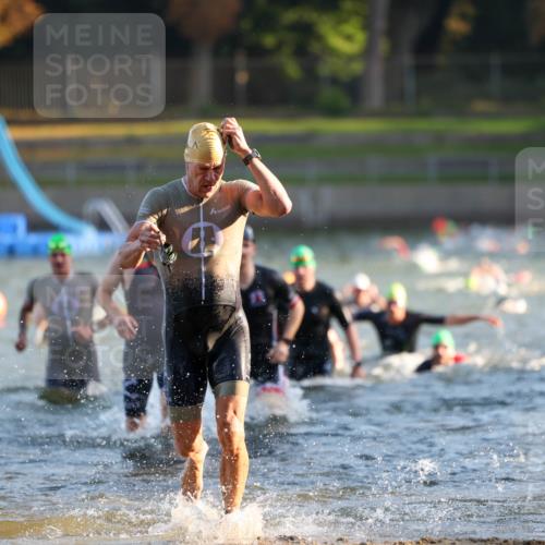 08.09.2024 - Stadtparktriathlon Michael Strokosch http://msf.ph/oto/7014956 08.09.2024 08:46:39 Schwimmen 19, 22, 25, 26, 29, 47, 50, 68, 77, 86 meine-sportfotos.de