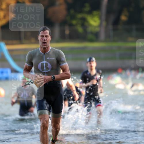 08.09.2024 - Stadtparktriathlon Michael Strokosch http://msf.ph/oto/7014973 08.09.2024 08:46:40 Schwimmen 19, 25, 26, 29, 47, 50, 68, 77, 83, 86 meine-sportfotos.de