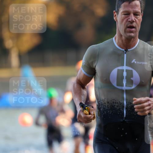 08.09.2024 - Stadtparktriathlon Michael Strokosch http://msf.ph/oto/7015036 08.09.2024 08:46:43 Schwimmen 19, 25, 26, 29, 33, 47, 50, 68, 77, 83, 86 meine-sportfotos.de