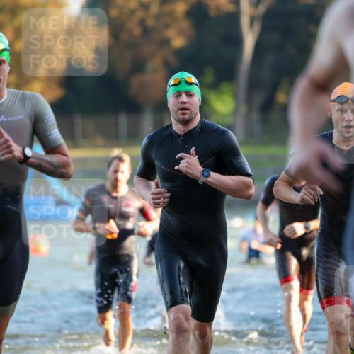 08.09.2024 - Stadtparktriathlon Michael Strokosch http://msf.ph/oto/7015092 08.09.2024 08:46:47 Schwimmen 19, 25, 26, 29, 33, 48, 50, 68, 77, 83, 86 meine-sportfotos.de