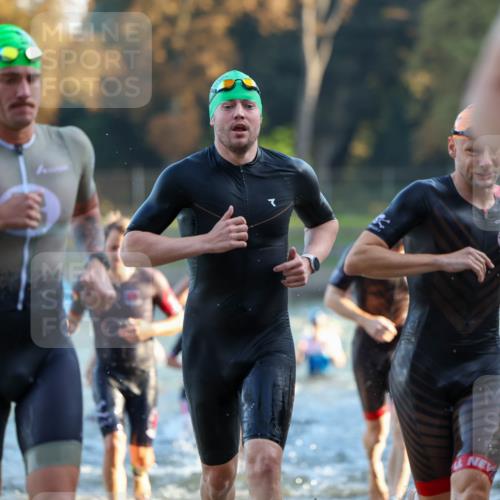 08.09.2024 - Stadtparktriathlon Michael Strokosch http://msf.ph/oto/7015102 08.09.2024 08:46:48 Schwimmen 19, 25, 26, 29, 33, 48, 50, 68, 77, 83 meine-sportfotos.de