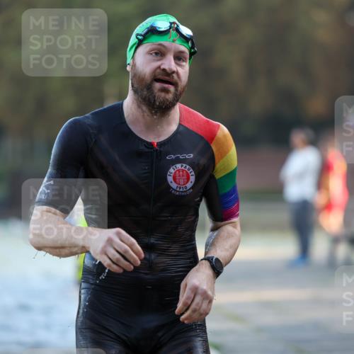 08.09.2024 - Stadtparktriathlon Michael Strokosch http://msf.ph/oto/7015157 08.09.2024 08:46:51 Schwimmen 20, 25, 29, 33, 48, 77, 83, 89 meine-sportfotos.de