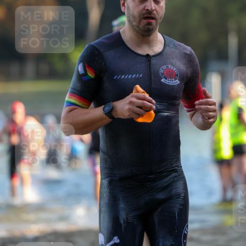 08.09.2024 - Stadtparktriathlon Michael Strokosch http://msf.ph/oto/7015165 08.09.2024 08:46:52 Schwimmen 20, 25, 29, 33, 48, 77, 83, 89 meine-sportfotos.de