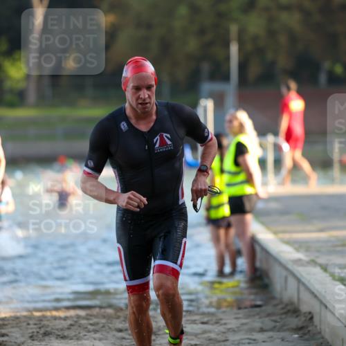 08.09.2024 - Stadtparktriathlon Michael Strokosch http://msf.ph/oto/7015190 08.09.2024 08:46:54 Schwimmen 20, 33, 48, 77, 80, 83, 89 meine-sportfotos.de