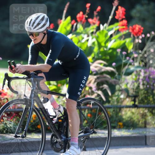 08.09.2024 - Stadtparktriathlon Zöllner http://msf.ph/oto/7015236 08.09.2024 09:26:30 Radfahren 155, 171, 175, 176 meine-sportfotos.de