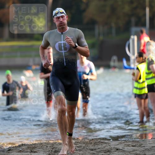 08.09.2024 - Stadtparktriathlon Michael Strokosch http://msf.ph/oto/7015278 08.09.2024 08:46:59 Schwimmen 3, 20, 48, 78, 80, 89 meine-sportfotos.de