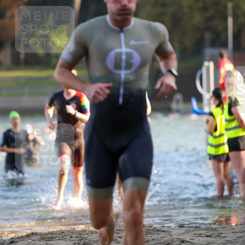 08.09.2024 - Stadtparktriathlon Michael Strokosch http://msf.ph/oto/7015303 08.09.2024 08:47:00 Schwimmen 3, 20, 48, 78, 80, 89 meine-sportfotos.de