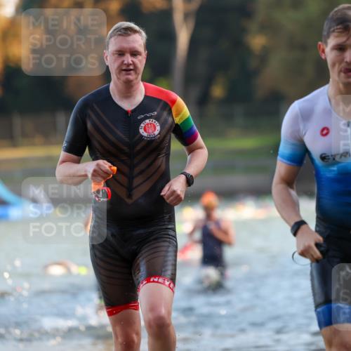 08.09.2024 - Stadtparktriathlon Michael Strokosch http://msf.ph/oto/7015342 08.09.2024 08:47:03 Schwimmen 3, 20, 78, 80, 89 meine-sportfotos.de