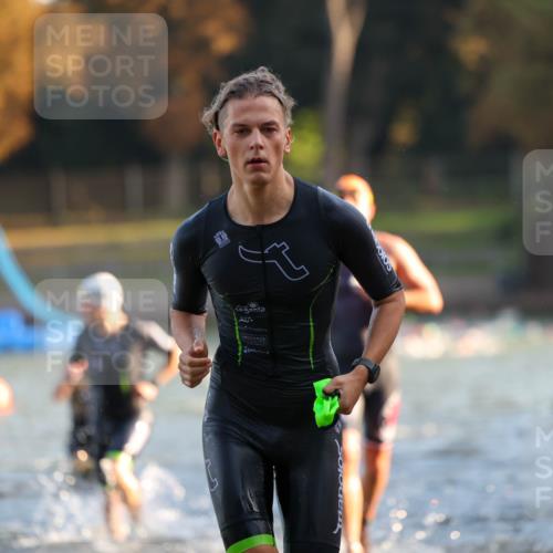 08.09.2024 - Stadtparktriathlon Michael Strokosch http://msf.ph/oto/7015418 08.09.2024 08:47:08 Schwimmen 3, 39, 44, 78, 80 meine-sportfotos.de