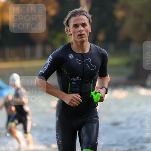 08.09.2024 - Stadtparktriathlon Michael Strokosch http://msf.ph/oto/7015425 08.09.2024 08:47:09 Schwimmen 3, 39, 44, 78, 80 meine-sportfotos.de