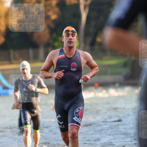 08.09.2024 - Stadtparktriathlon Michael Strokosch http://msf.ph/oto/7015437 08.09.2024 08:47:10 Schwimmen 3, 39, 44, 78, 80 meine-sportfotos.de