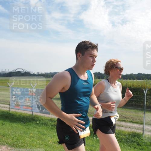 08.09.2024 - Airport Race Miley Keyser http://msf.ph/oto/7015508 08.09.2024 12:37:06 Laufen OLYMPUS, DIGITAL, CAMERA meine-sportfotos.de