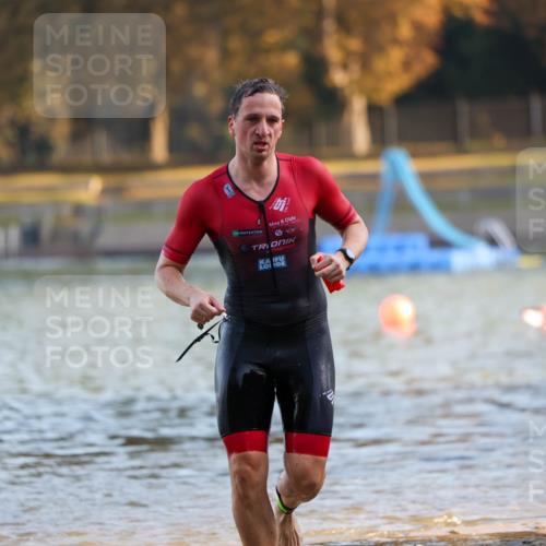 08.09.2024 - Stadtparktriathlon Michael Strokosch http://msf.ph/oto/7015617 08.09.2024 08:47:21 Schwimmen 39, 44, 55 meine-sportfotos.de