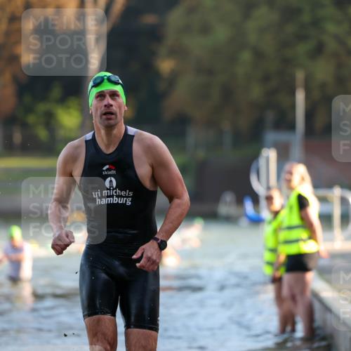 08.09.2024 - Stadtparktriathlon Michael Strokosch http://msf.ph/oto/7015705 08.09.2024 08:47:31 Schwimmen 55 meine-sportfotos.de