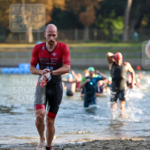08.09.2024 - Stadtparktriathlon Michael Strokosch http://msf.ph/oto/7015825 08.09.2024 08:47:46 Schwimmen 18, 28, 30, 31, 41, 63, 76, 85 meine-sportfotos.de