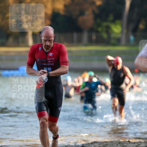 08.09.2024 - Stadtparktriathlon Michael Strokosch http://msf.ph/oto/7015829 08.09.2024 08:47:46 Schwimmen 18, 28, 30, 31, 41, 63, 76, 85 meine-sportfotos.de