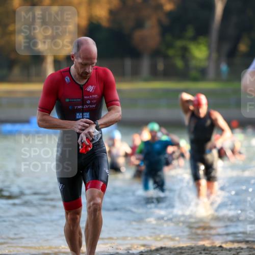 08.09.2024 - Stadtparktriathlon Michael Strokosch http://msf.ph/oto/7015835 08.09.2024 08:47:47 Schwimmen 18, 28, 30, 31, 41, 45, 63, 76, 85 meine-sportfotos.de