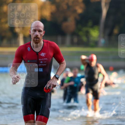 08.09.2024 - Stadtparktriathlon Michael Strokosch http://msf.ph/oto/7015853 08.09.2024 08:47:47 Schwimmen 18, 28, 30, 31, 41, 45, 63, 76, 85 meine-sportfotos.de