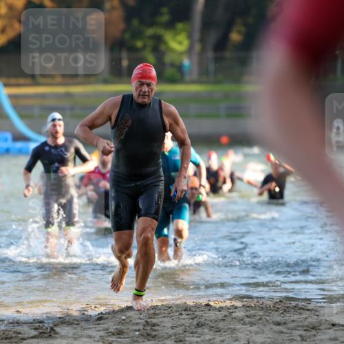 08.09.2024 - Stadtparktriathlon Michael Strokosch http://msf.ph/oto/7015902 08.09.2024 08:47:50 Schwimmen 21, 28, 30, 31, 41, 45, 54, 63, 72, 76, 85 meine-sportfotos.de