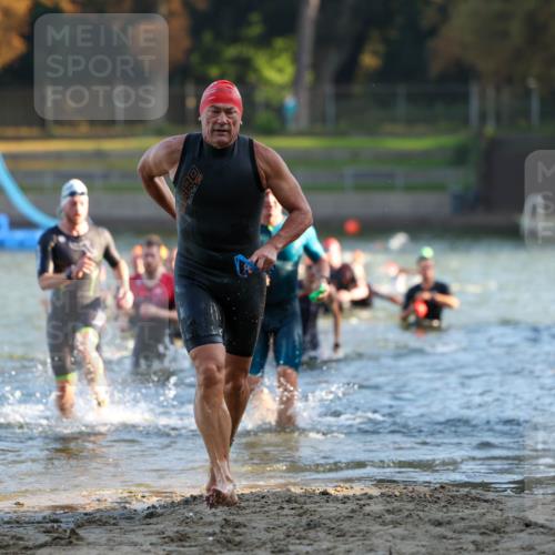 08.09.2024 - Stadtparktriathlon Michael Strokosch http://msf.ph/oto/7015911 08.09.2024 08:47:50 Schwimmen 21, 28, 30, 31, 41, 45, 54, 63, 72, 76, 85 meine-sportfotos.de