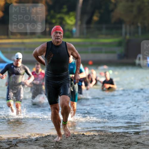 08.09.2024 - Stadtparktriathlon Michael Strokosch http://msf.ph/oto/7015920 08.09.2024 08:47:50 Schwimmen 21, 28, 30, 31, 41, 45, 54, 63, 72, 76, 85 meine-sportfotos.de