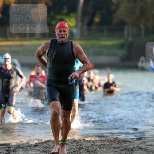 08.09.2024 - Stadtparktriathlon Michael Strokosch http://msf.ph/oto/7015929 08.09.2024 08:47:50 Schwimmen 21, 28, 30, 31, 41, 45, 54, 63, 72, 76, 85 meine-sportfotos.de