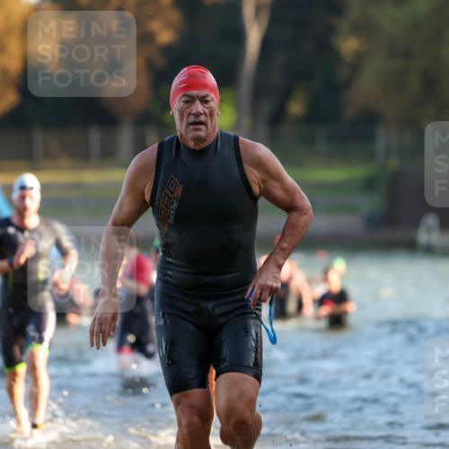 08.09.2024 - Stadtparktriathlon Michael Strokosch http://msf.ph/oto/7015957 08.09.2024 08:47:51 Schwimmen 21, 23, 28, 30, 35, 41, 45, 54, 63, 72, 76, 85 meine-sportfotos.de