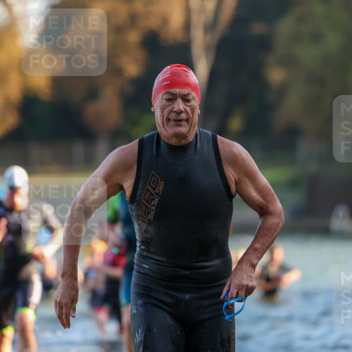 08.09.2024 - Stadtparktriathlon Michael Strokosch http://msf.ph/oto/7015985 08.09.2024 08:47:52 Schwimmen 21, 23, 28, 30, 35, 41, 45, 54, 63, 72, 74, 76, 85 meine-sportfotos.de