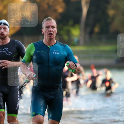 08.09.2024 - Stadtparktriathlon Michael Strokosch http://msf.ph/oto/7016020 08.09.2024 08:47:54 Schwimmen 21, 23, 28, 30, 35, 41, 45, 54, 63, 66, 67, 72, 74, 76, 85 meine-sportfotos.de