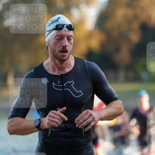 08.09.2024 - Stadtparktriathlon Michael Strokosch http://msf.ph/oto/7016066 08.09.2024 08:47:56 Schwimmen 15, 21, 23, 28, 35, 40, 41, 45, 54, 63, 66, 67, 72, 74, 76, 85 meine-sportfotos.de