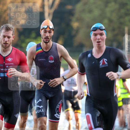 08.09.2024 - Stadtparktriathlon Michael Strokosch http://msf.ph/oto/7016100 08.09.2024 08:47:59 Schwimmen 15, 21, 23, 28, 35, 37, 40, 41, 45, 54, 66, 67, 72, 74, 82, 85 meine-sportfotos.de