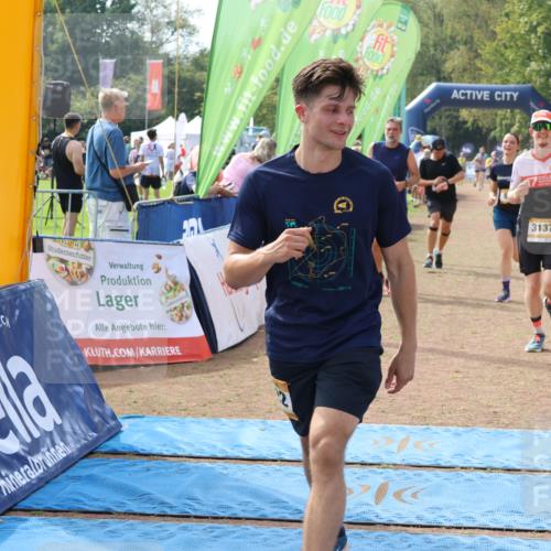 08.09.2024 - Airport Race Strokosch-Dieckow http://msf.ph/oto/7016106 08.09.2024 12:38:16 Ziel 166, 406, 417, 461, 660, 878, 1222, 1489, 3102, 3137 meine-sportfotos.de