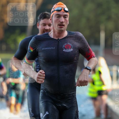 08.09.2024 - Stadtparktriathlon Michael Strokosch http://msf.ph/oto/7016190 08.09.2024 08:48:04 Schwimmen 15, 21, 23, 35, 37, 40, 54, 60, 66, 67, 72, 74, 82 meine-sportfotos.de