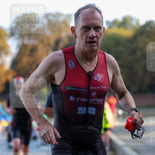 08.09.2024 - Stadtparktriathlon Michael Strokosch http://msf.ph/oto/7016311 08.09.2024 08:48:10 Schwimmen 15, 24, 27, 37, 40, 46, 57, 58, 60, 64, 66, 67, 82 meine-sportfotos.de