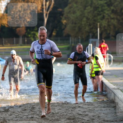 08.09.2024 - Stadtparktriathlon Michael Strokosch http://msf.ph/oto/7016427 08.09.2024 08:48:16 Schwimmen 6, 24, 27, 46, 57, 58, 60, 64 meine-sportfotos.de