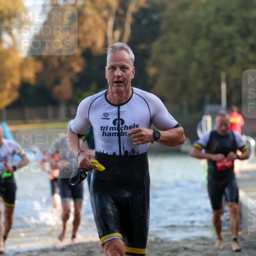 08.09.2024 - Stadtparktriathlon Michael Strokosch http://msf.ph/oto/7016473 08.09.2024 08:48:18 Schwimmen 6, 24, 27, 46, 57, 58, 60, 64 meine-sportfotos.de