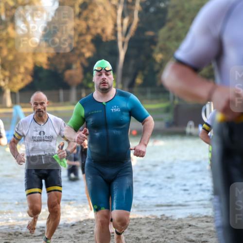 08.09.2024 - Stadtparktriathlon Michael Strokosch http://msf.ph/oto/7016496 08.09.2024 08:48:19 Schwimmen 6, 24, 27, 46, 57, 58, 60, 64 meine-sportfotos.de