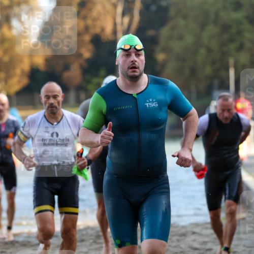 08.09.2024 - Stadtparktriathlon Michael Strokosch http://msf.ph/oto/7016516 08.09.2024 08:48:20 Schwimmen 6, 24, 27, 46, 57, 58, 64 meine-sportfotos.de
