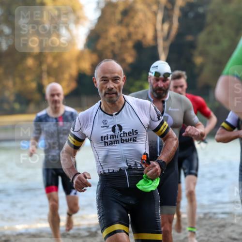 08.09.2024 - Stadtparktriathlon Michael Strokosch http://msf.ph/oto/7016532 08.09.2024 08:48:21 Schwimmen 6, 24, 27, 46, 57, 58, 64 meine-sportfotos.de