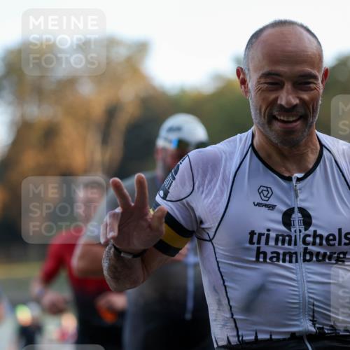 08.09.2024 - Stadtparktriathlon Michael Strokosch http://msf.ph/oto/7016552 08.09.2024 08:48:22 Schwimmen 6, 24, 27, 46, 57, 58 meine-sportfotos.de