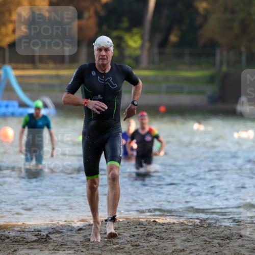 08.09.2024 - Stadtparktriathlon Michael Strokosch http://msf.ph/oto/7016617 08.09.2024 08:48:27 Schwimmen 4, 6, 14, 61 meine-sportfotos.de