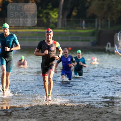08.09.2024 - Stadtparktriathlon Michael Strokosch http://msf.ph/oto/7016681 08.09.2024 08:48:33 Schwimmen 4, 14, 61, 65 meine-sportfotos.de