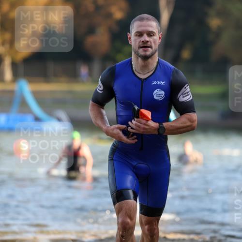 08.09.2024 - Stadtparktriathlon Michael Strokosch http://msf.ph/oto/7016816 08.09.2024 08:48:41 Schwimmen 4, 16, 65 meine-sportfotos.de
