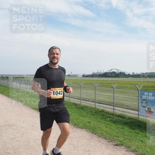 08.09.2024 - Airport Race Miley Keyser http://msf.ph/oto/7016828 08.09.2024 12:38:32 Laufen OLYMPUS, DIGITAL, CAMERA meine-sportfotos.de