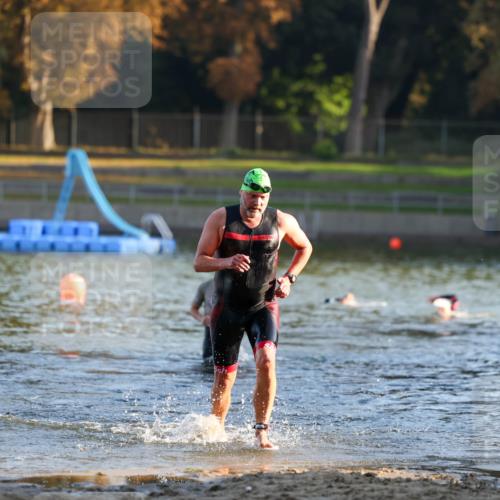 08.09.2024 - Stadtparktriathlon Michael Strokosch http://msf.ph/oto/7016921 08.09.2024 08:48:49 Schwimmen 16, 42 meine-sportfotos.de