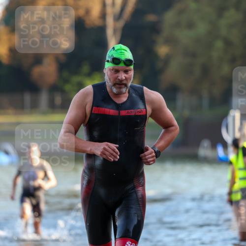08.09.2024 - Stadtparktriathlon Michael Strokosch http://msf.ph/oto/7016998 08.09.2024 08:48:52 Schwimmen 16, 42 meine-sportfotos.de