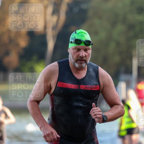 08.09.2024 - Stadtparktriathlon Michael Strokosch http://msf.ph/oto/7017010 08.09.2024 08:48:53 Schwimmen 16, 42 meine-sportfotos.de