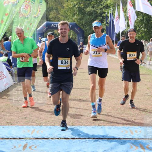 08.09.2024 - Airport Race Strokosch-Dieckow http://msf.ph/oto/7017108 08.09.2024 12:38:49 Ziel 259, 618, 680, 753, 760, 833, 834, 873, 918, 1221, 1251 meine-sportfotos.de