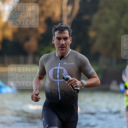 08.09.2024 - Stadtparktriathlon Michael Strokosch http://msf.ph/oto/7017124 08.09.2024 08:48:58 Schwimmen 42 meine-sportfotos.de